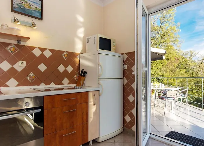 Bella Vista-5 By Interhome